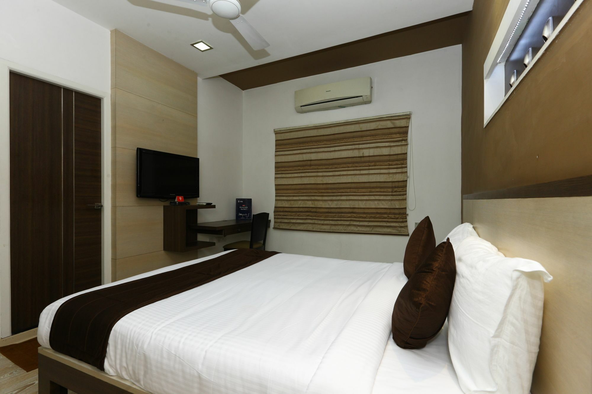 Oyo 9911 Apartment Shylee Niwas เชนไน ภายนอก รูปภาพ