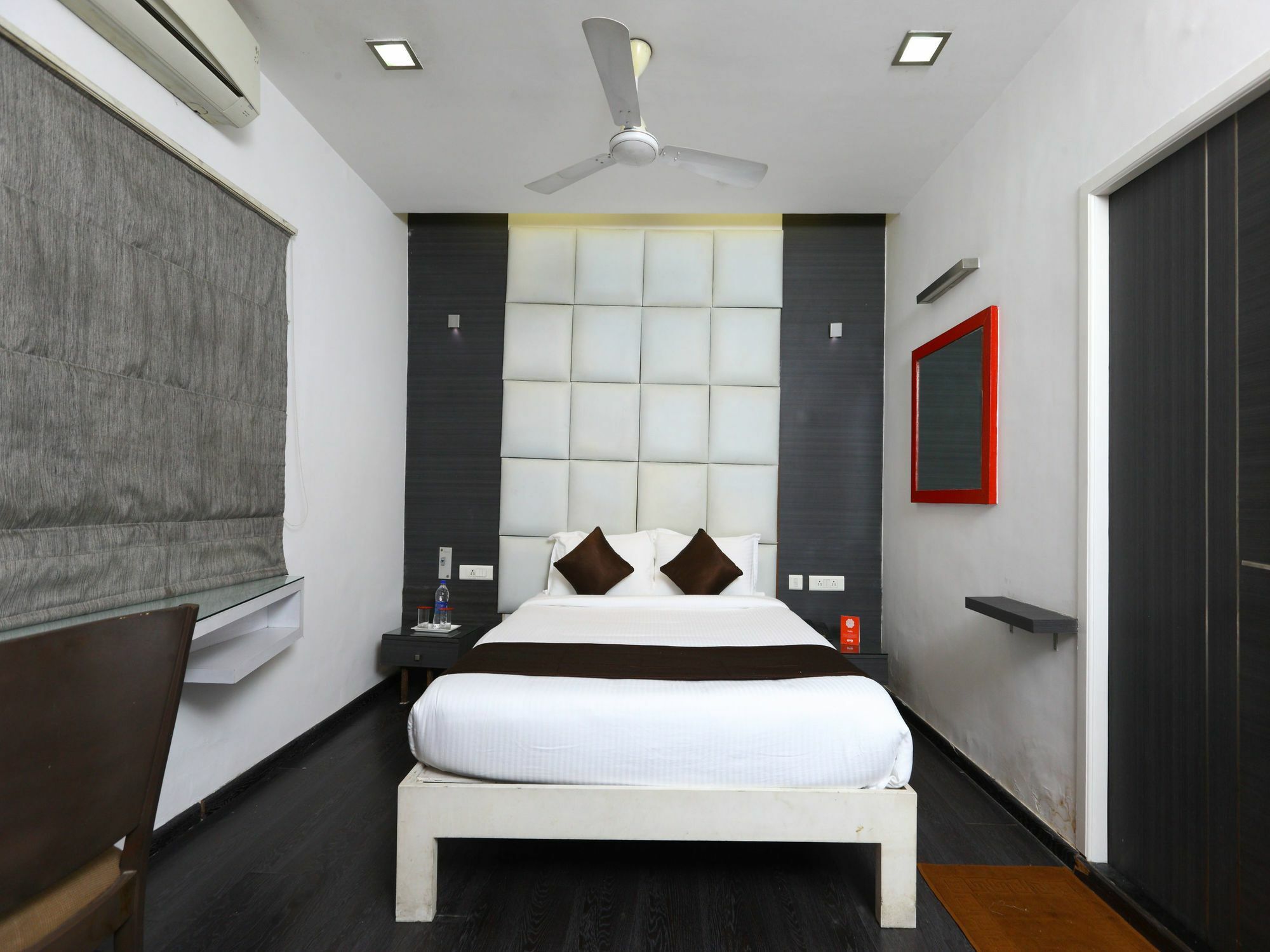 Oyo 9911 Apartment Shylee Niwas เชนไน ภายนอก รูปภาพ